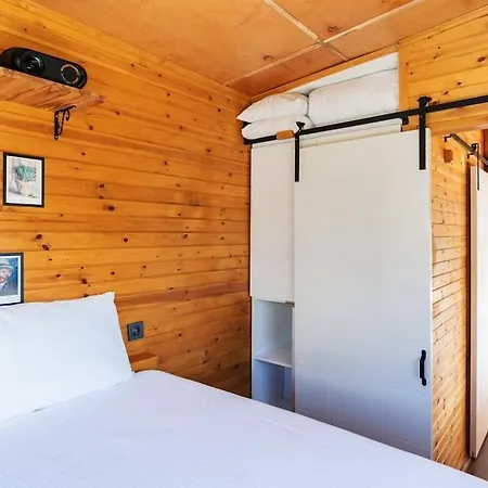 Alley Tiny House Villa *