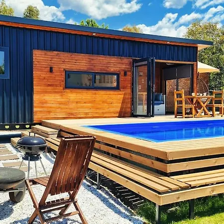 Alley Tiny House Villa