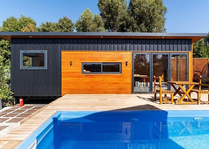 Alley Tiny House Villa *