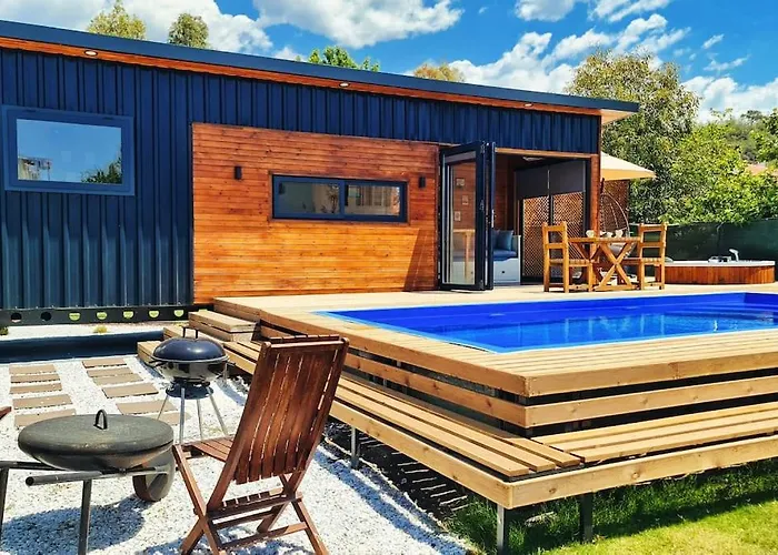 Alley Tiny House 别墅