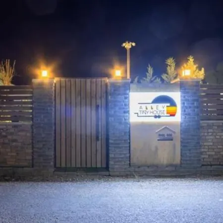 Villa Alley Tiny House *