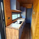 Alley Tiny House ヴィラ フェティエ