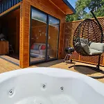 Alley Tiny House * フェティエ