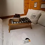 Alley Tiny House * フェティエ